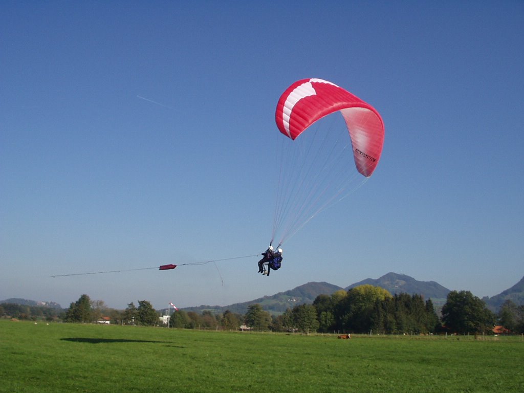 Gleitschirmschlepp in Brannenburg (Windenschlepp) by Nanjan