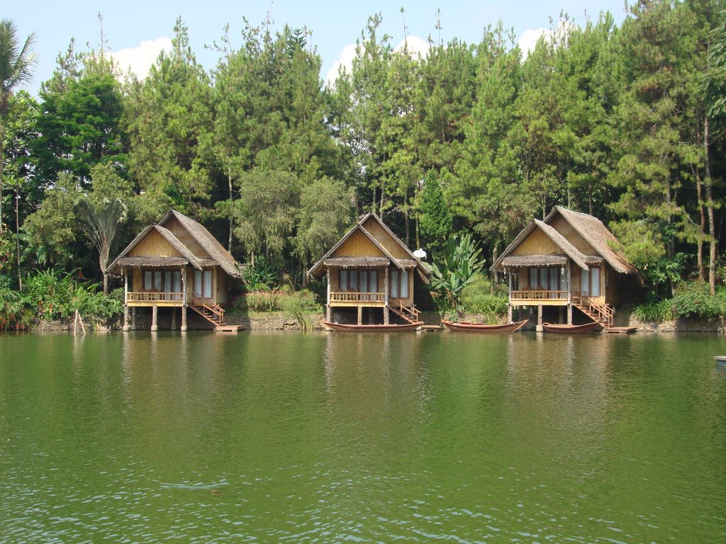 Cottage at sampireun by Hermit S Parwoto