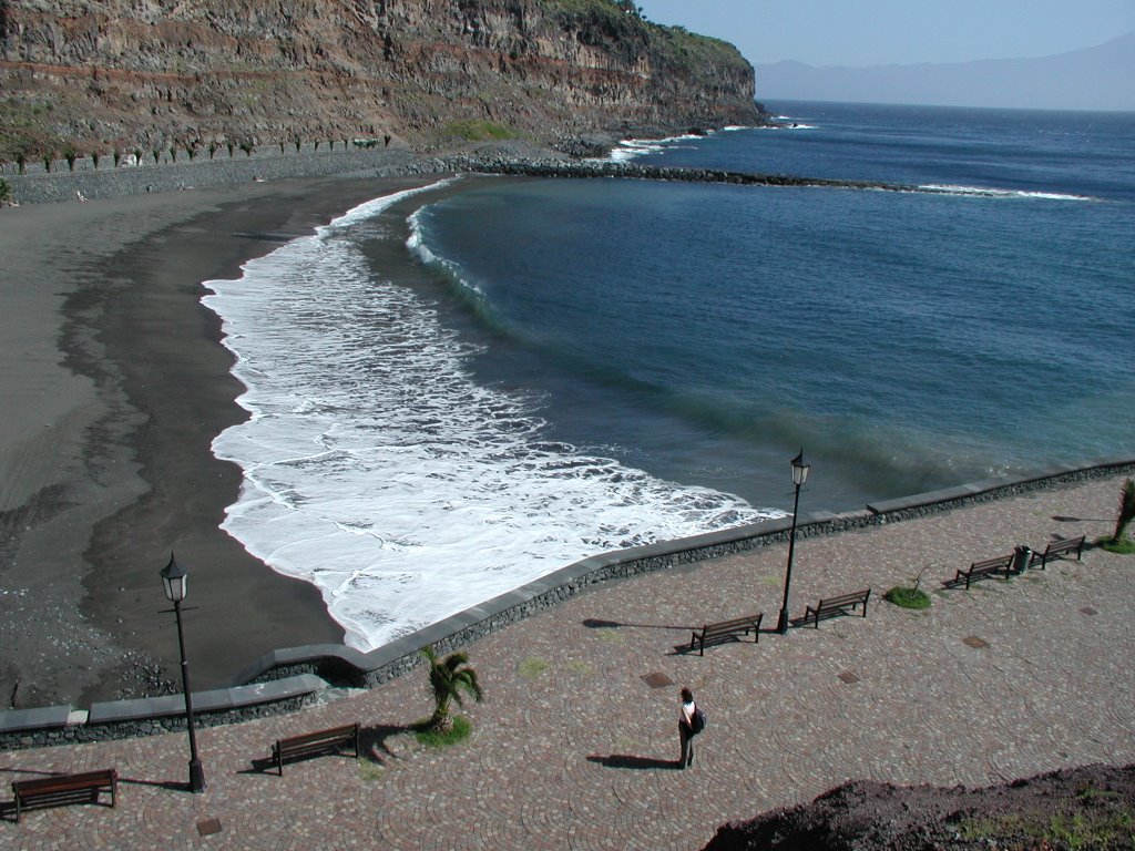 Playa La Cueva by odinsraaben