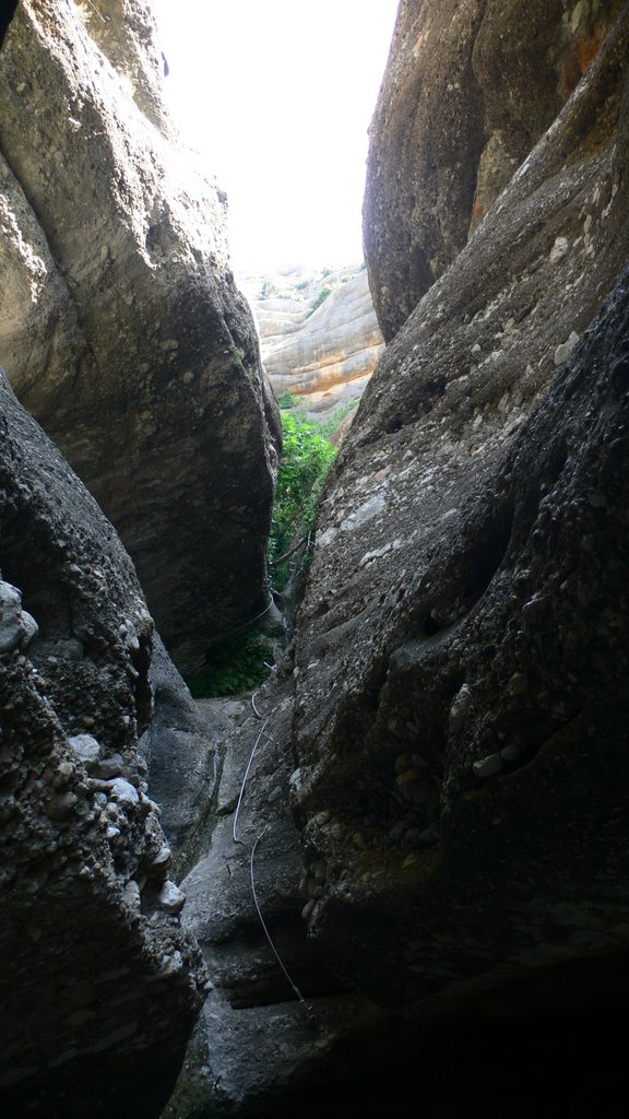 Ferrata canal del palomo ( recta final ) by pmbrea