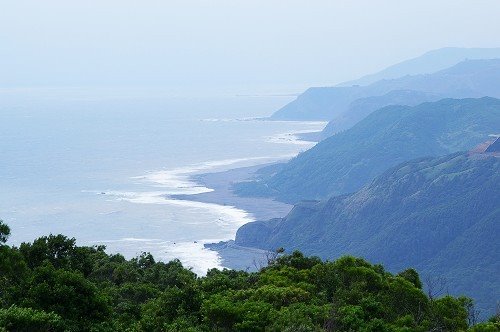 旭海遠眺東海岸 by Arafat Wu