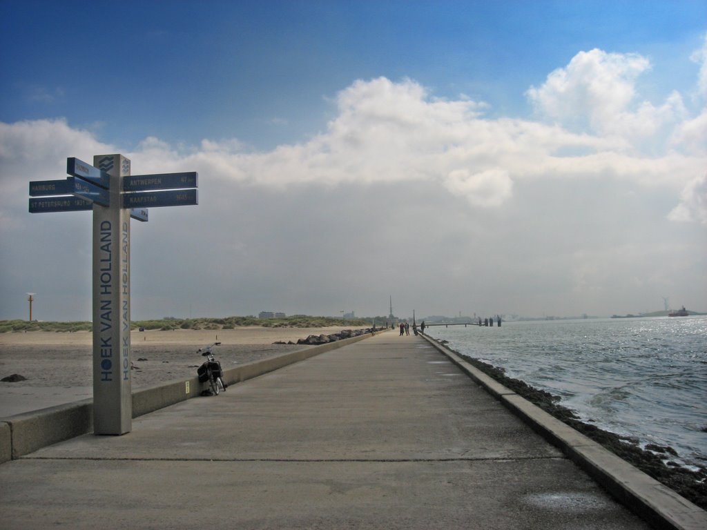 Hoek van Holland by Amuse Gueule