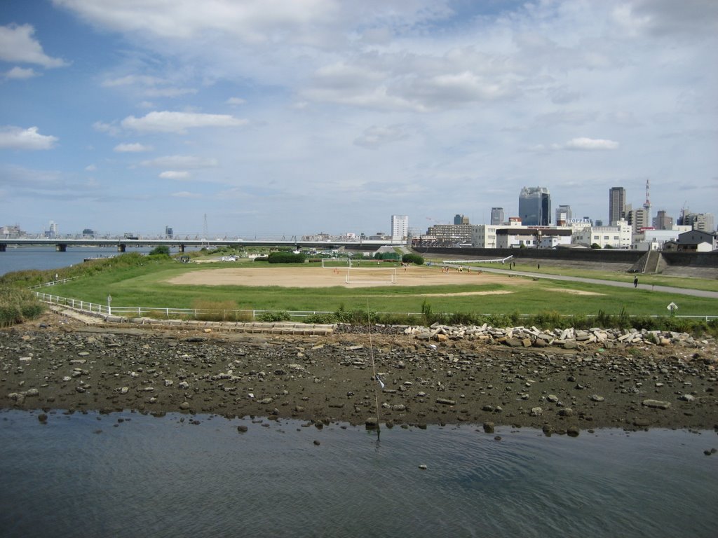 6 Chome Ebie, Fukushima-ku, Ōsaka-shi, Ōsaka-fu 553-0001, Japan by Nagono