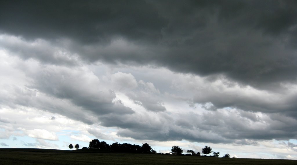 Bei Marbach, Gewitterwolken (Juni 2009) by Kockelkörnchen