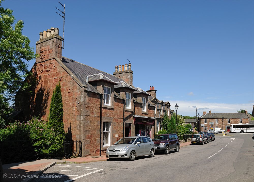 Fettercairn - Main Street by GDavidson