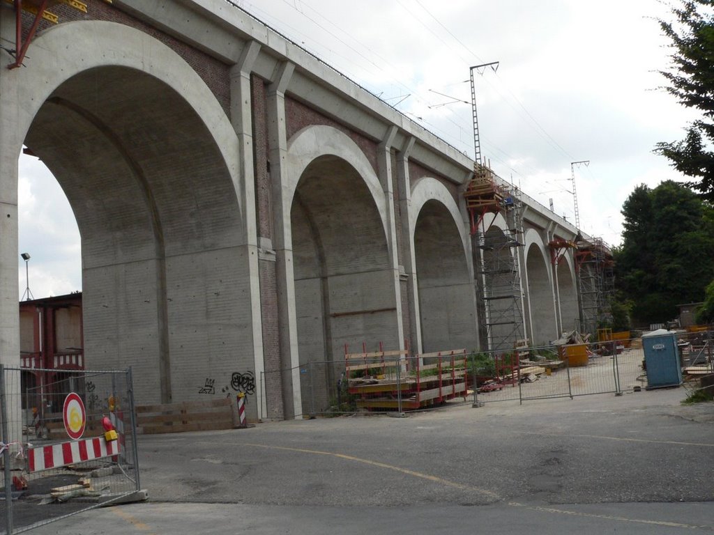 aachen burtscheider spoor-brug by walterskrutser