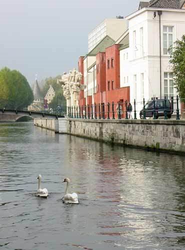 Gent - St.Antoniuskaai en Rabot by Peter Maes