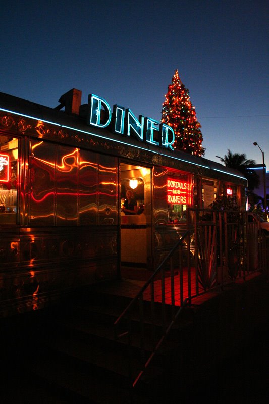 Diner - 11th Street by Michael Scheidel