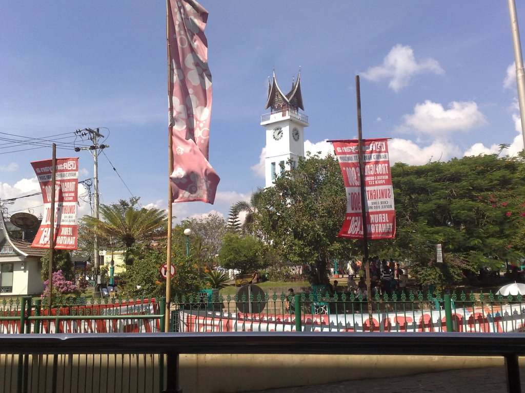 Jam Gadang by Adrian Prasetia