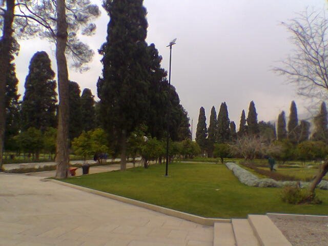 Jahan-Nama Garden another view by mtmoravej