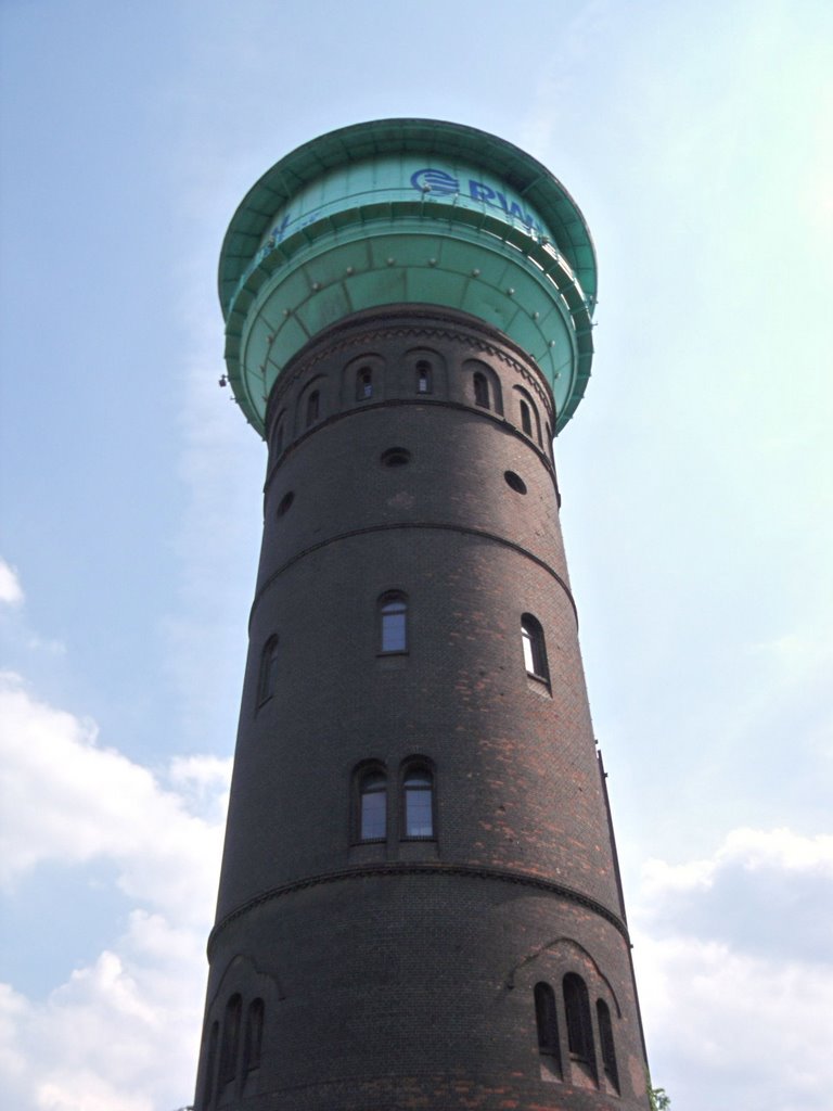 Wasserturm am Kaisergarten - Oberhausen by parcelpanic