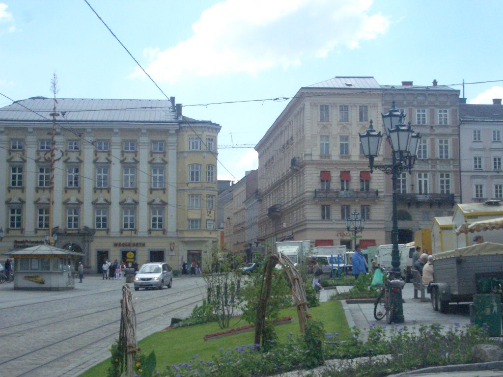 Linz Hauptplatz mit Markt by Schmecki