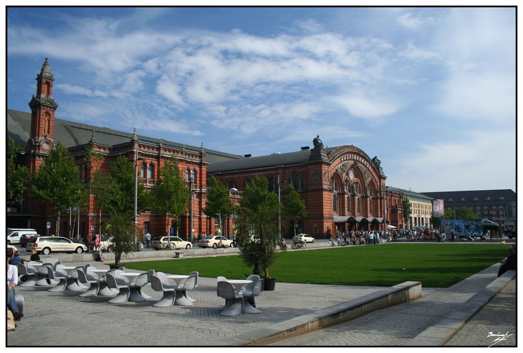 Bremen Hauptbahnhof by Bonapart