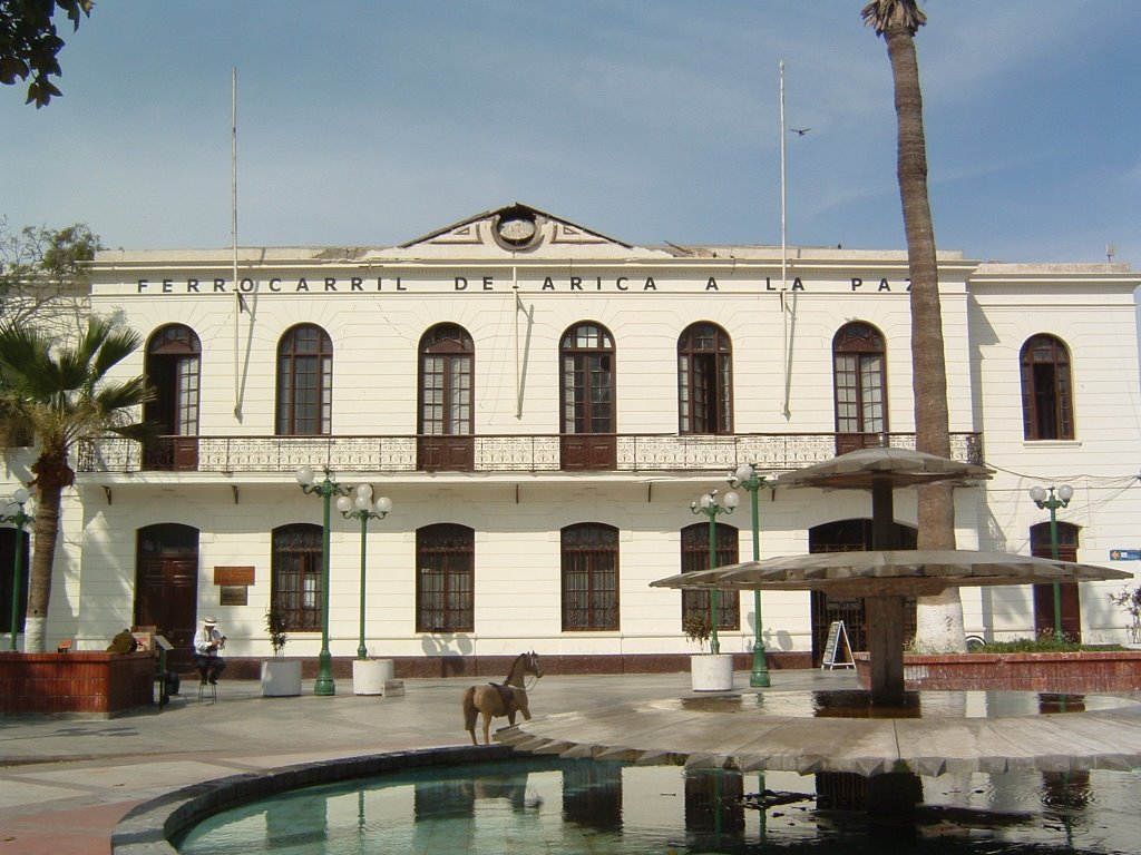 Estación del Ferrocaril Arica - La Paz by Olivier Vuigner