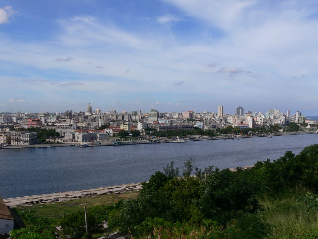 Vista de la Habana by fernando, COCO