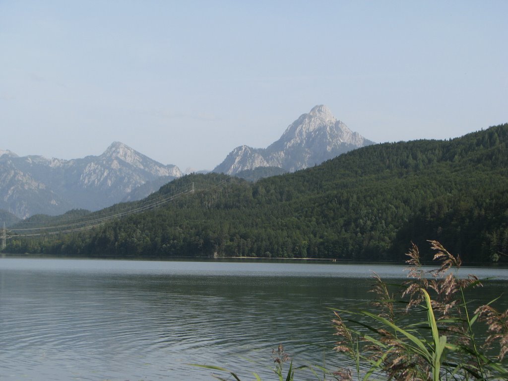 Weissensee, Säuling by Manfred Gutjahr