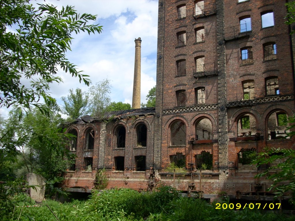 Böllberg - Wörmlitz, Halle (Saale), Germany by Jörg Hofmann