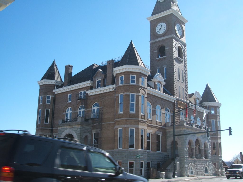 Old Court House by rebeka burnett