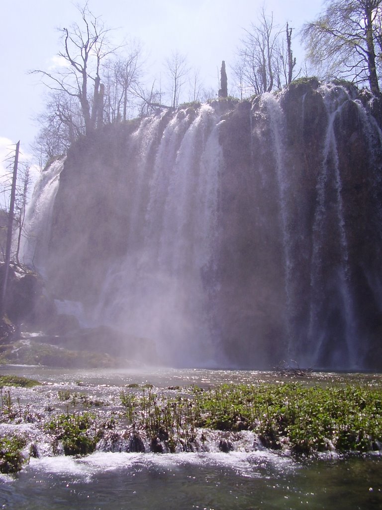 Plitvička jezera by benakovic