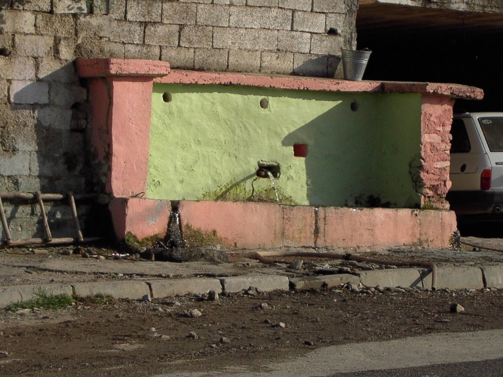 Dalbahçe köy çeşmesi by Erol YILDIRIM