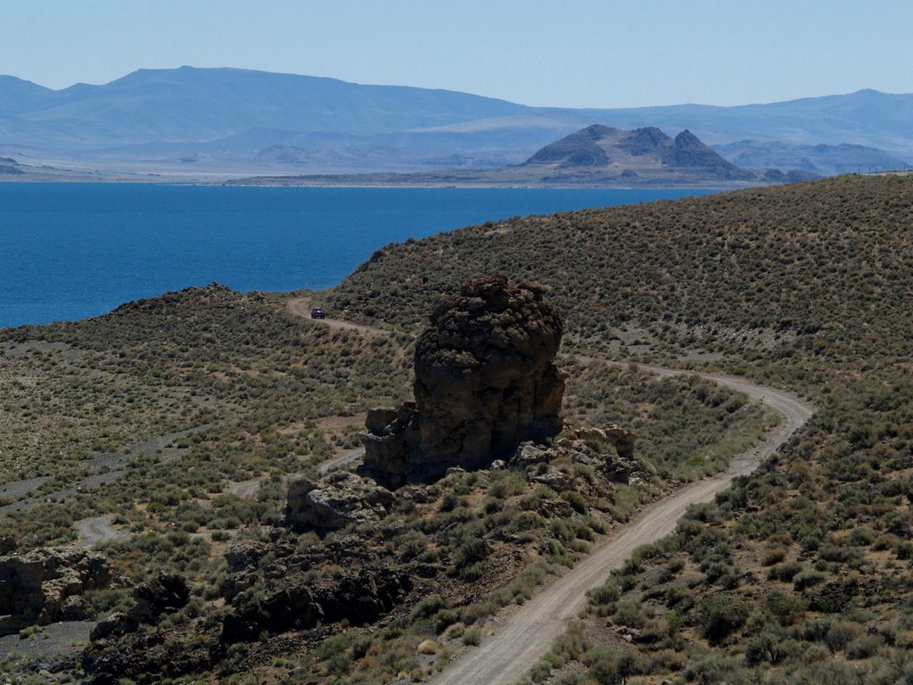 Pyramid Lake by clintasaurus