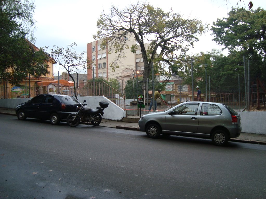 Rua Duque de Caxias, entrada Praça Gen. Osório by luzanetello