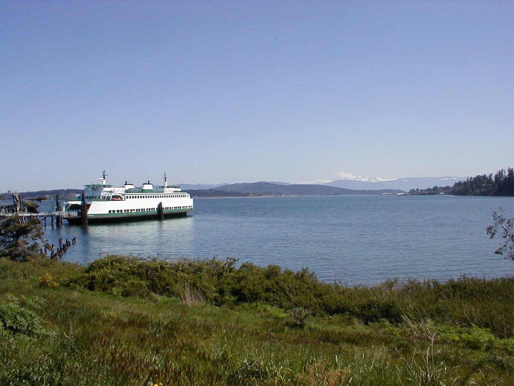 Ferry from Anacortes to the San Juans by LDunn