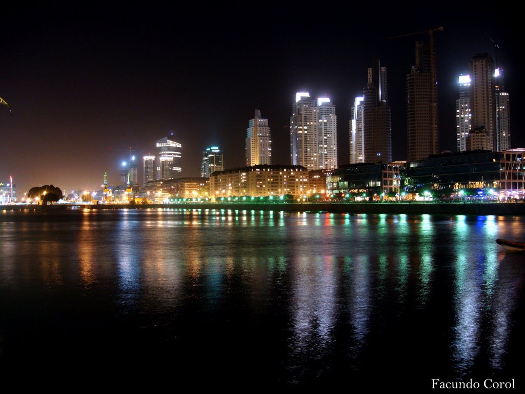 Reflejos de noche de Puerto madero by C Facundo Corol