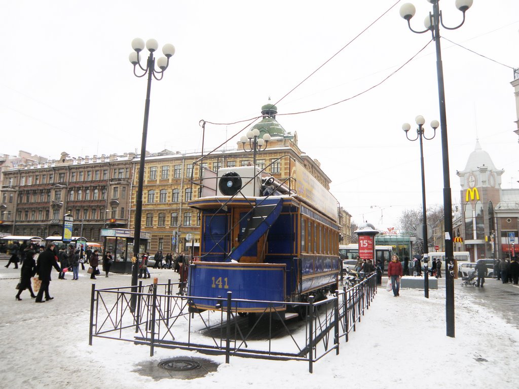 An OIden Tram by Dmitry Semenido