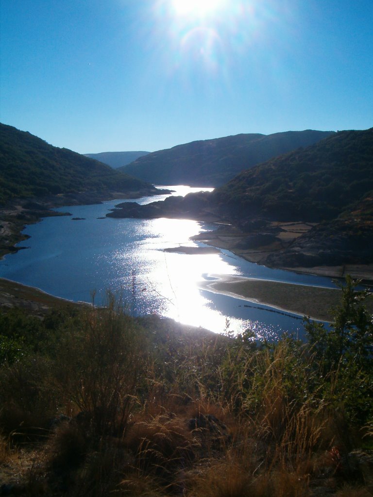 Embalse de san sebastian by Heribl