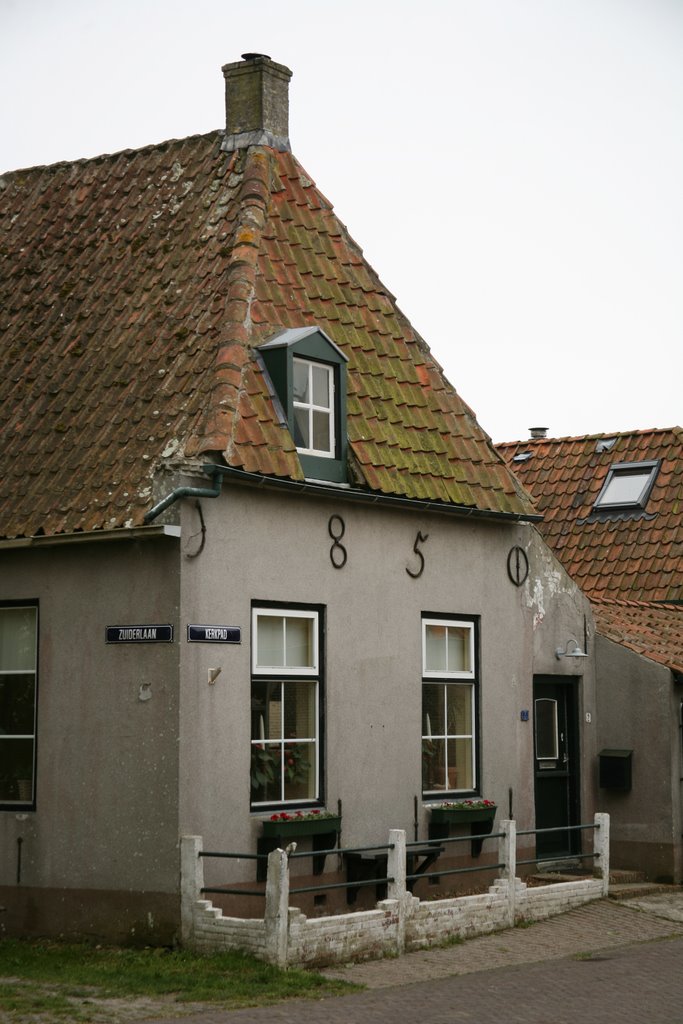 Hollum, Ameland, Friesland, Nederland by Hans Sterkendries