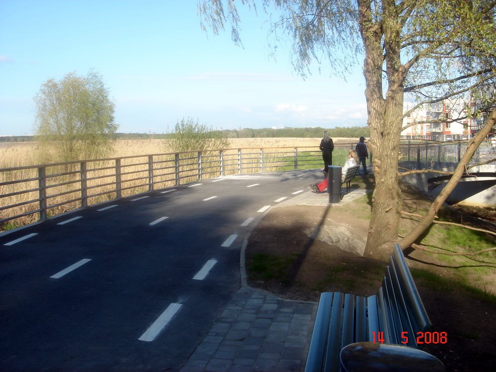 Recreational area in Rocca al Mare, Haabersti district in Tallinn, 14 May 2008 by Aleksandre Abuladze