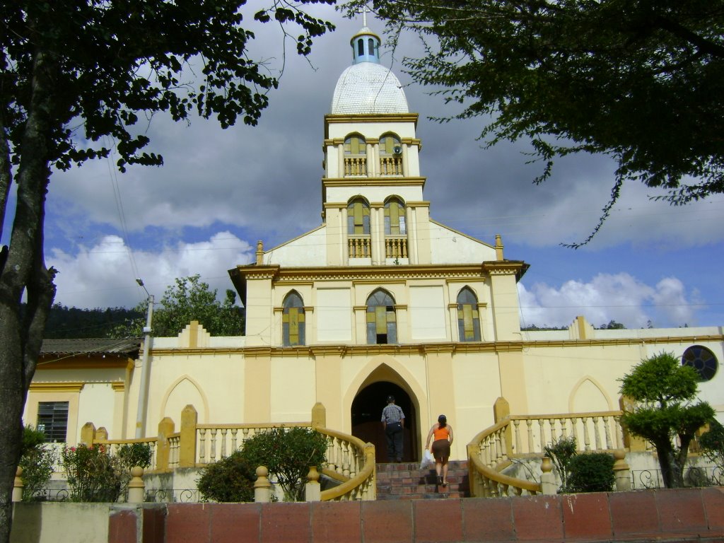 Iglesia de Panqueba by hramos777@gmail.com