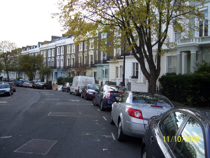 London, Primrose Hill, Gloucester Avenue by tomaszlibich