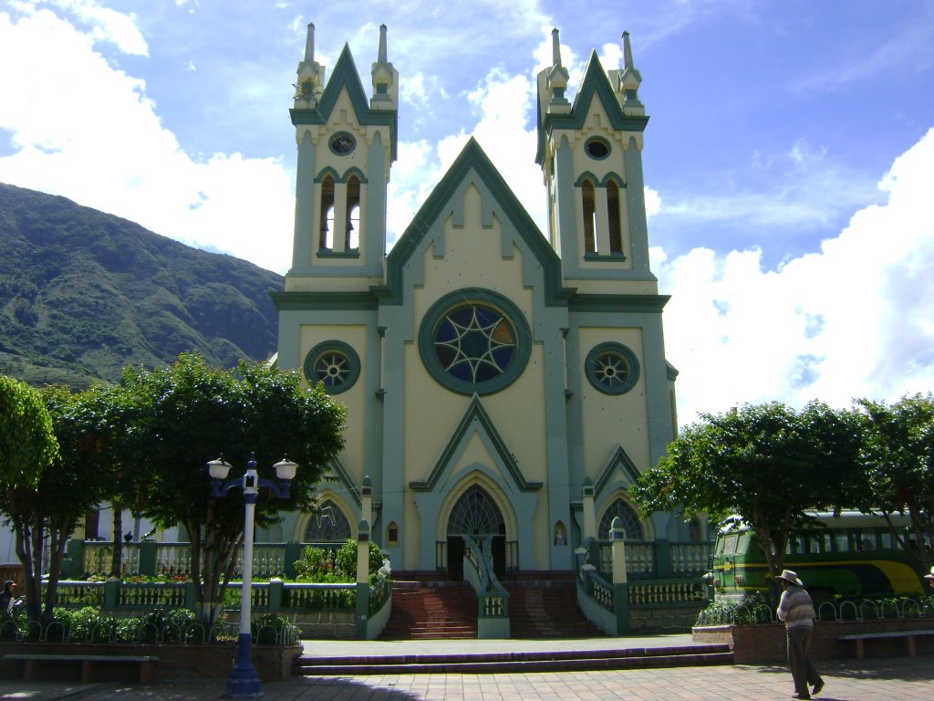 Iglesia de San Mateo by hramos777@gmail.com