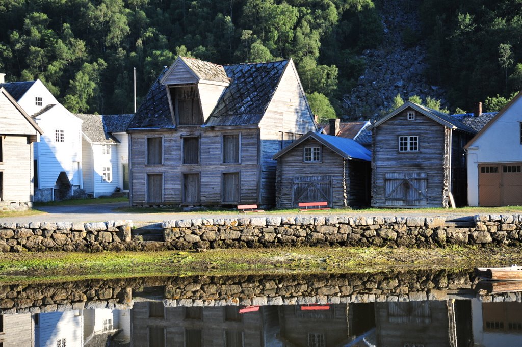 Old houses at Lærdalsøyri by Reidar Lager