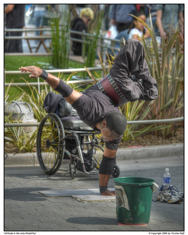 3rd Street Promenade Street Performer by THoff