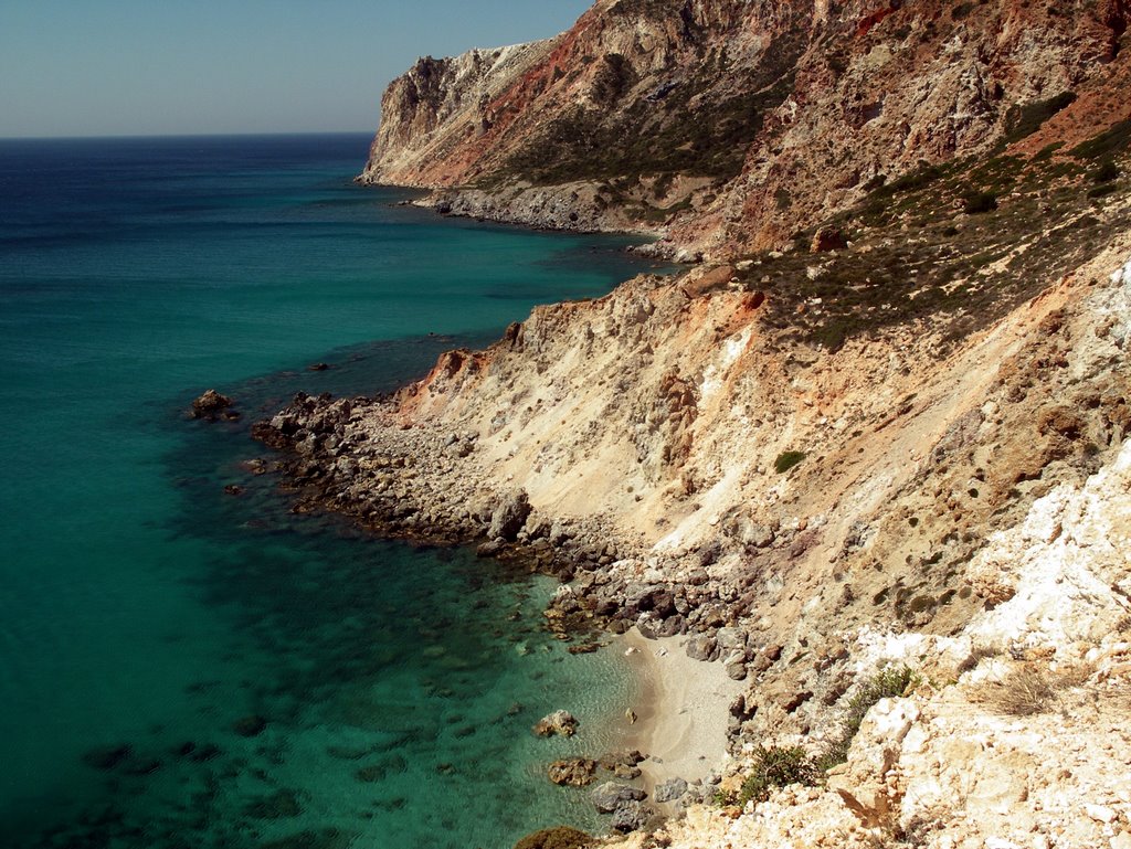 Small beach by Danny Baeyens