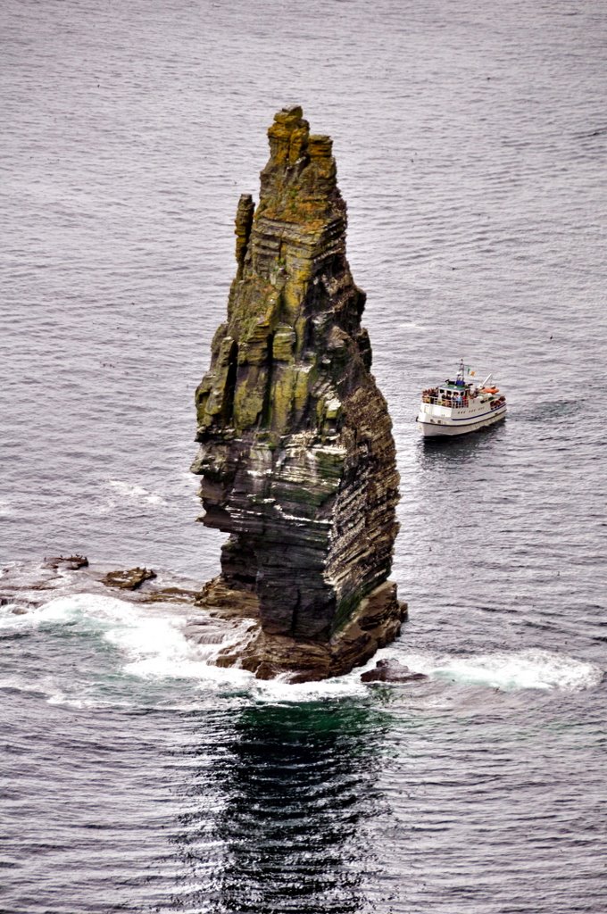 Cliffs Of Moher, Ireland. by Nicola e Pina Irland…