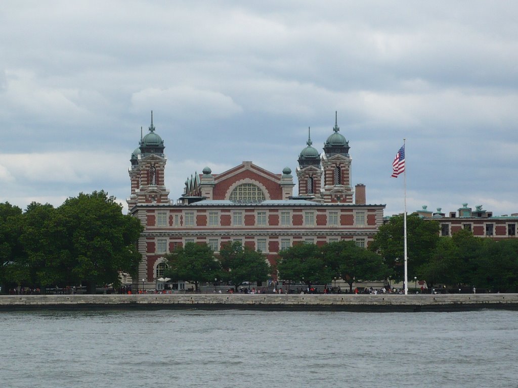 Ellis Island National Monument, NYC by benherol