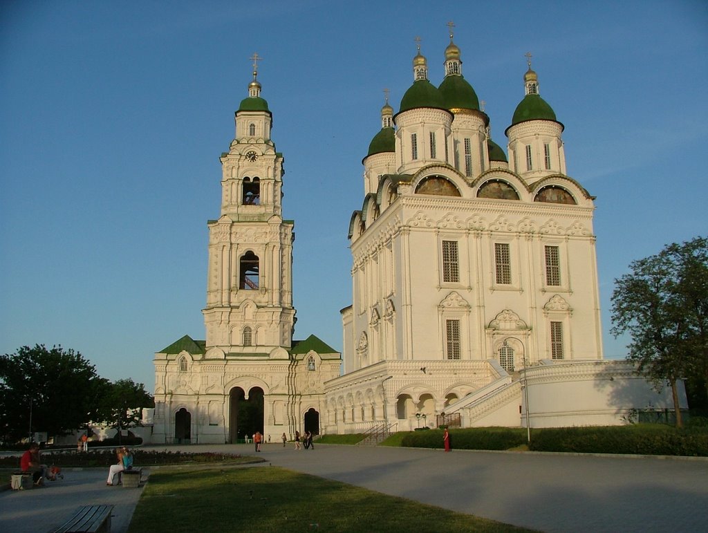 The Uspinsky Cathedral in the Astrakhan Kremlin by vkildushov