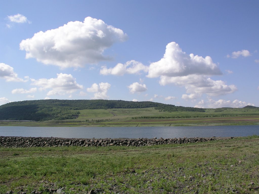 The Milada Lake (Jezero Milada) by JankaNem