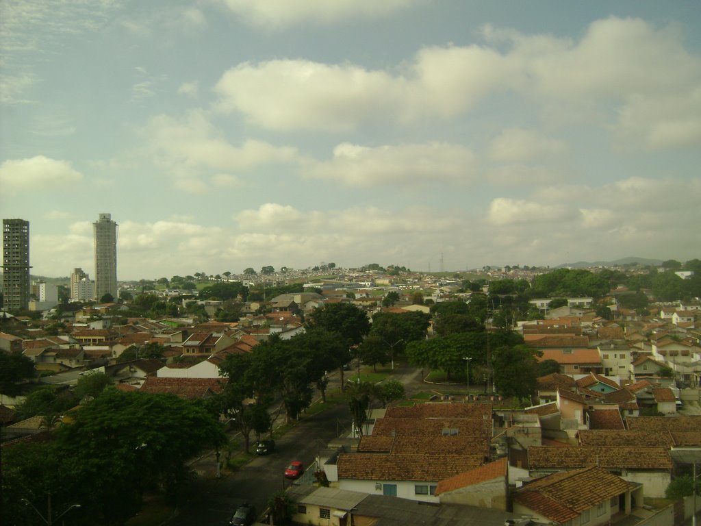 Taubaté, av Monte Castelo by Ro Fort