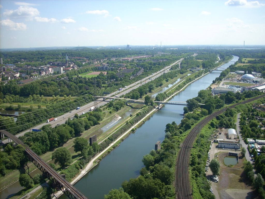 Oberhausen (OB-Osterfeld A42/ Emscher/Rhein-Herne-Kanal /OB-Neue Mitte ehem.Hüttenwerk Oberhausen AG Werksgelände CentrO ) Juli 2009 by DortmundWestfalica