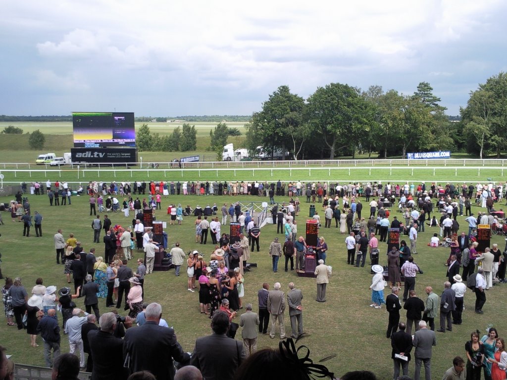 Race day july by Dennis Sheehan