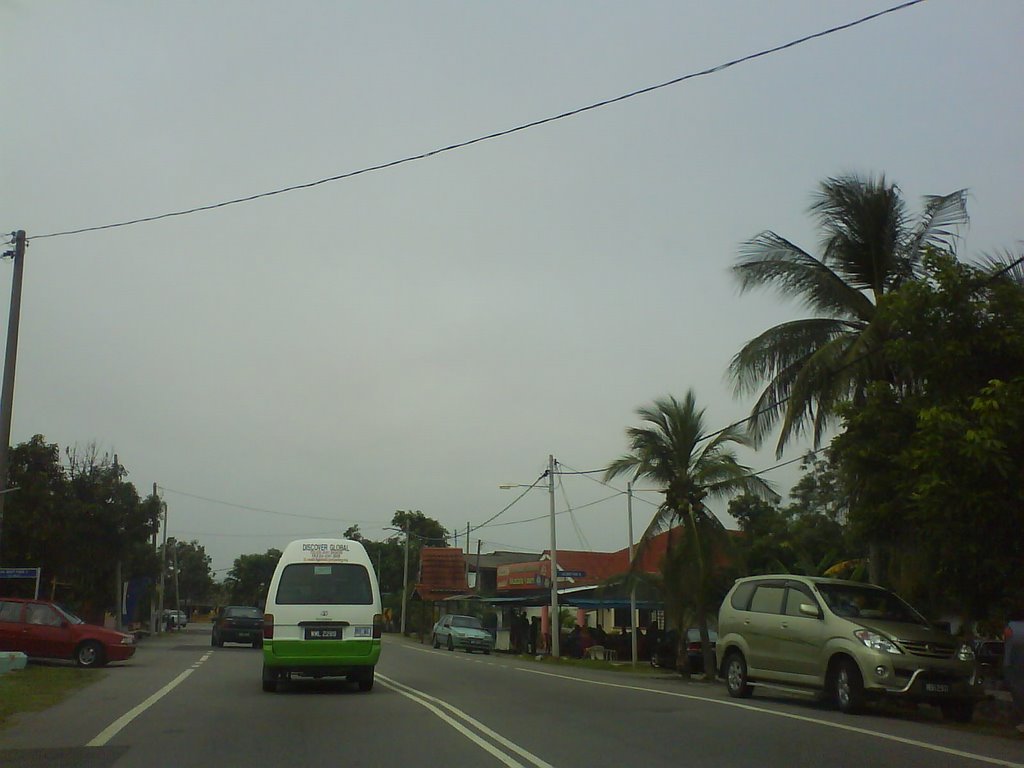 Jln Bukit Piatu 武吉比亚都 by vincent fang s keong