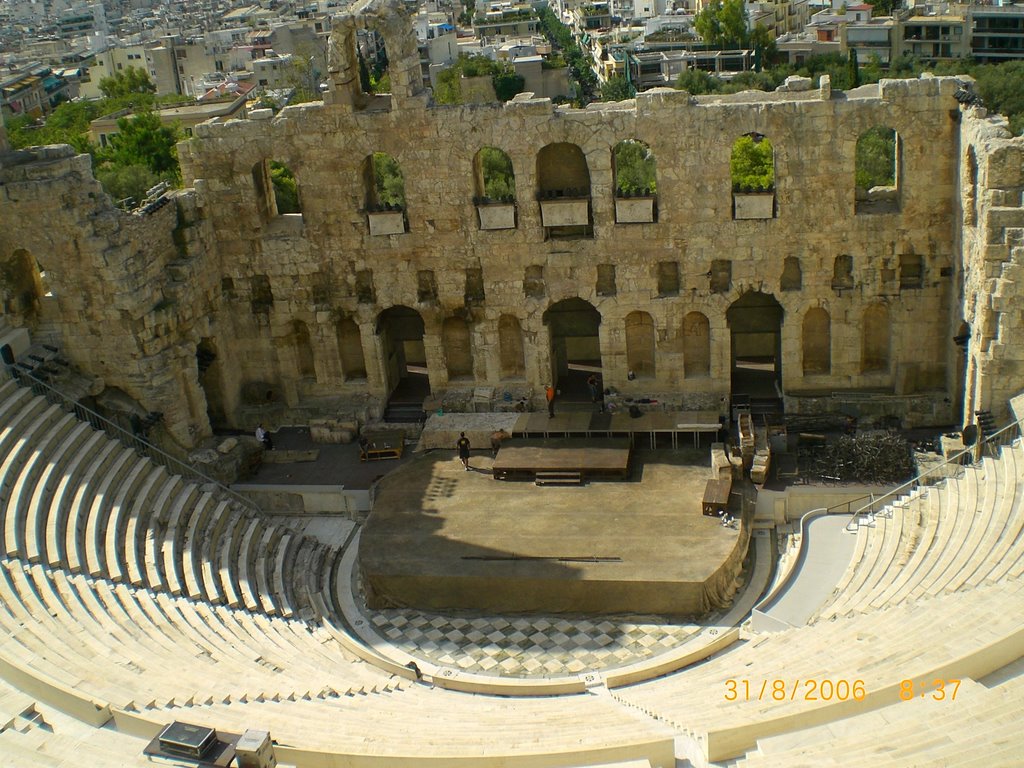 Odeon, o primeiro Teatro do Mundo - Atenas - Grécia by thiagohermano