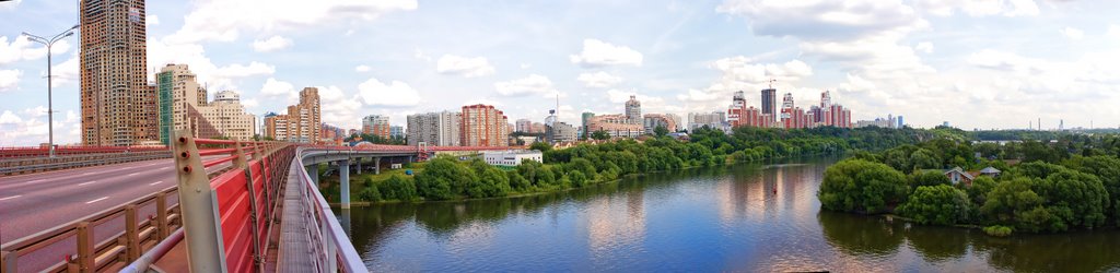 View from the Picturesque bridge Krylatskoe, Вид с Живописного моста в Крылатском by lcp