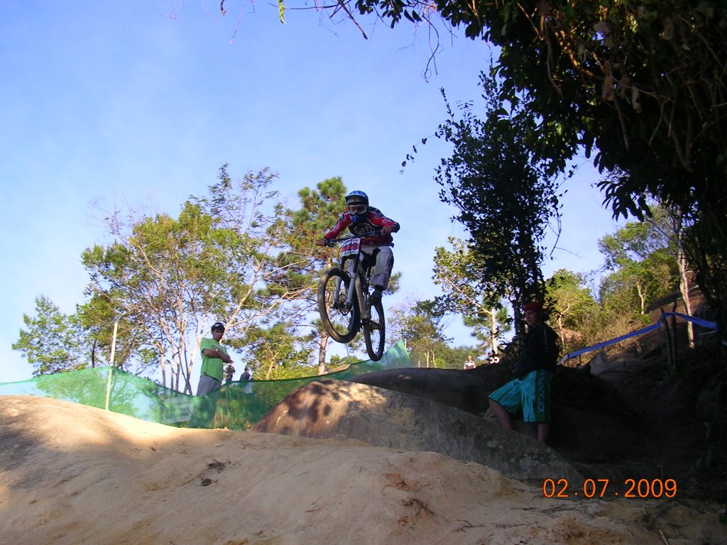 Pista DH brasileiro by Marcos CL.