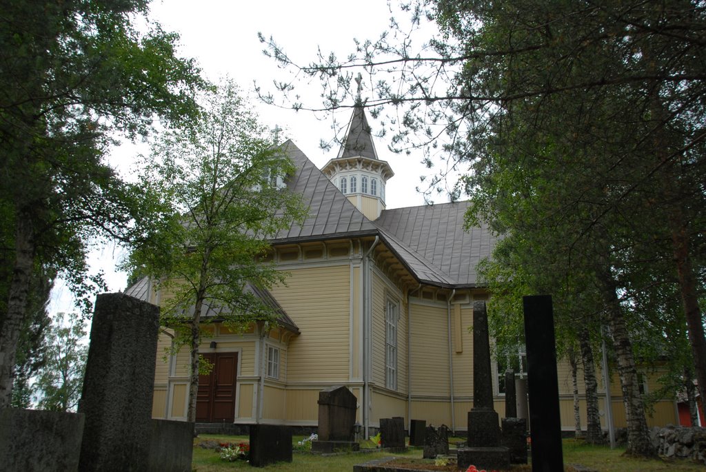 Töysän kirkko - Etelä-Pohjanmaa by Ilkka Luoma